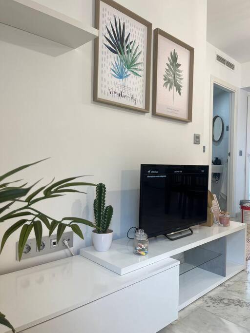 Love Rent4 Malaga Lyli Torremolinos Eksteriør billede